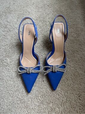 ZARA Blue Satin
Embellished Crystal Bow Sling
Back Heels